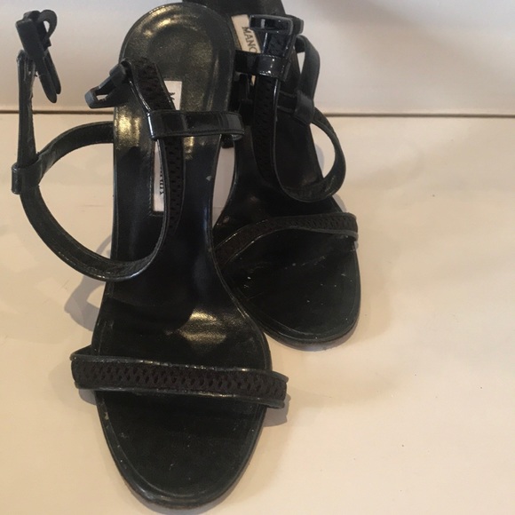 Black ankle strap Manolo Blahnik sandals - Picture 1 of 3